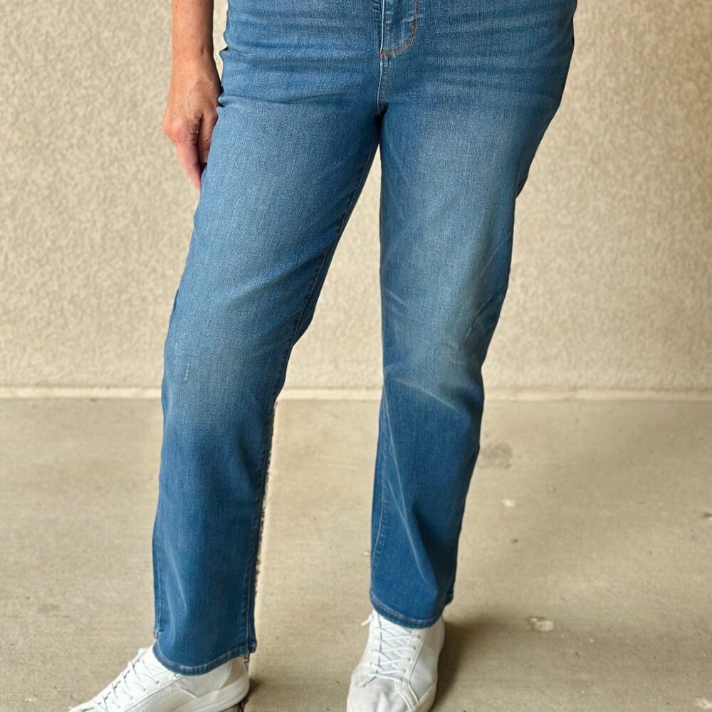 Straight Fit Judy Blue Jeans (Sizes 1 & 3)